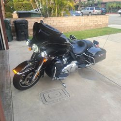 Harley Davidson Ultra Limited Motorcycle