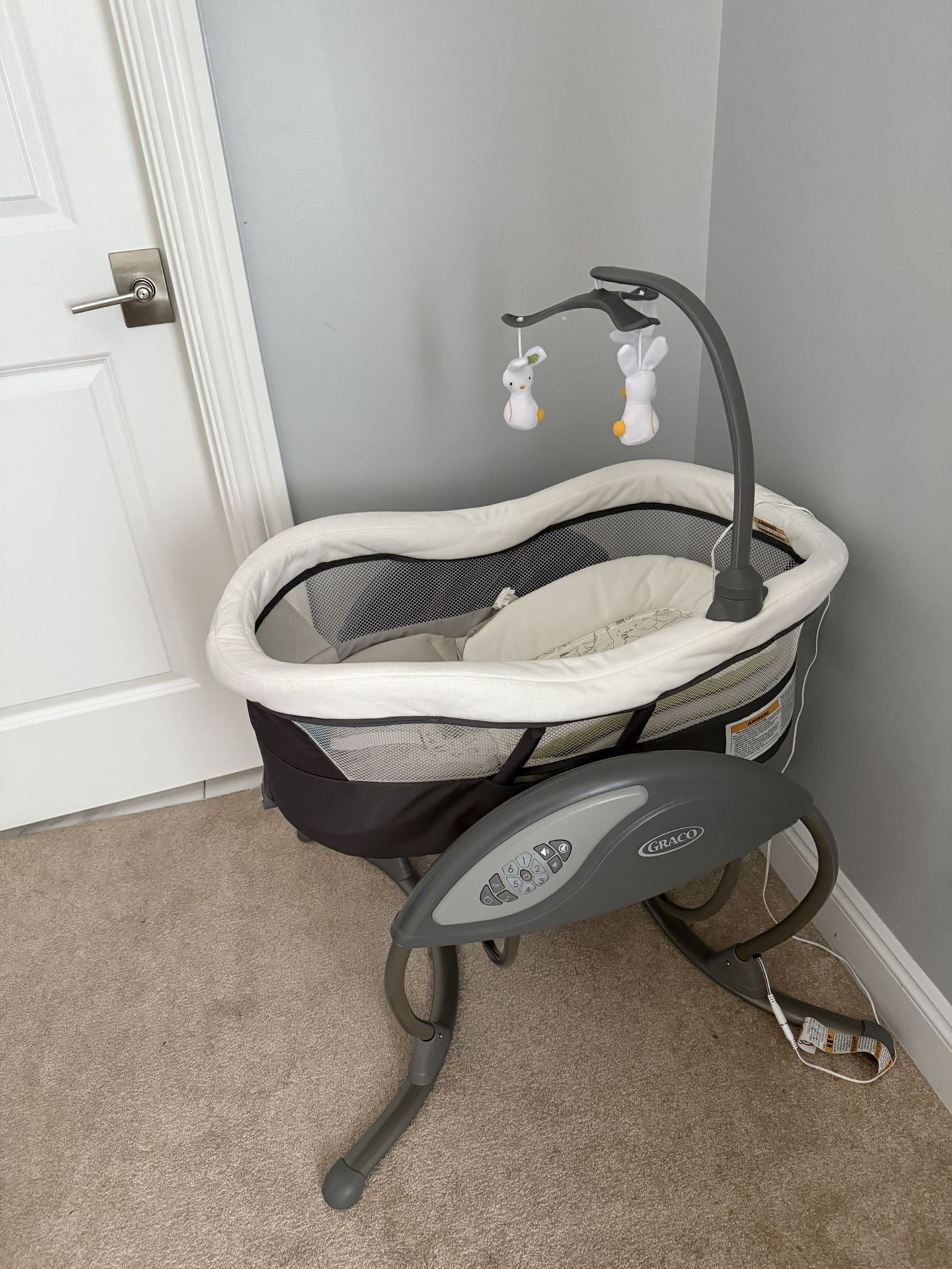 Graco Glider bassinet