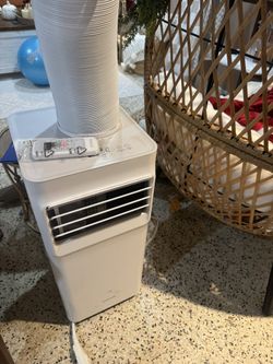 Vissani portable air conditioning unit  