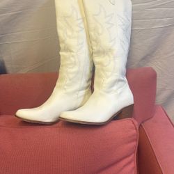 Size 10 Knee High Boots From Amazon