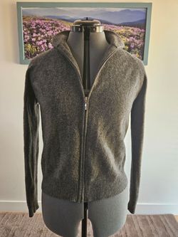 Cashmere zip up jacket.