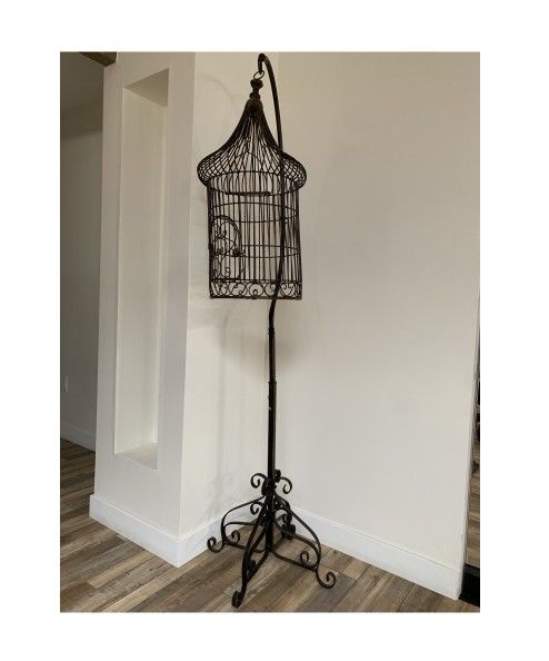 BLOWOUT SALE! - Elegant Free-Standing Metal Birdcage