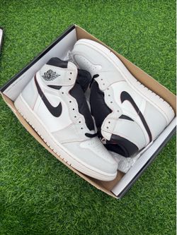 New Jordan 1 NYC To Paris SB Size 9m