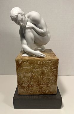 LLADRÓ Scientia Porcelain Man Figurine Matte Finish #1018018 Mint Condition!