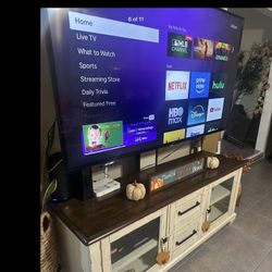 Hin Everyone  We Have This Set Works Perfect Sony Tv 65’’4k It’s Not Smart Tv But Comes Wt Roku  And Tv Cabinet New Stationers Nice Also Metal Frame 