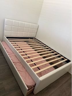 Full Size Bed with Twin Trundle