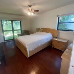 Bedroom Furniture Set 