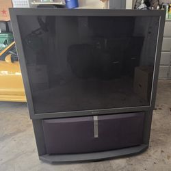 Vintage Sony KP-53HS30 53” Rear-Projection TV