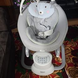 Graco Soothe my Way Baby swing With Removable Rocker 