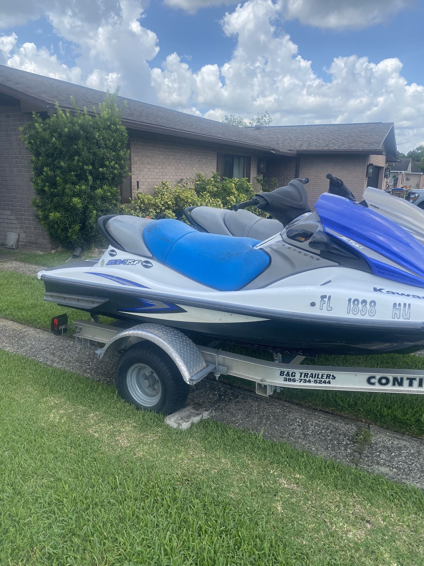 2-2010 Kawasaki Jet Skis with Dbl Trailer 