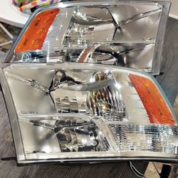 Dodge Ram 1500 Stock Headlights 