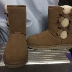 Authentication UGG BOOTS 