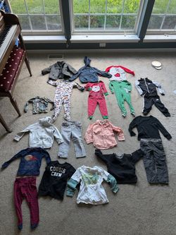 Boys fall/winter 2T clothes. Some have light stains no holes