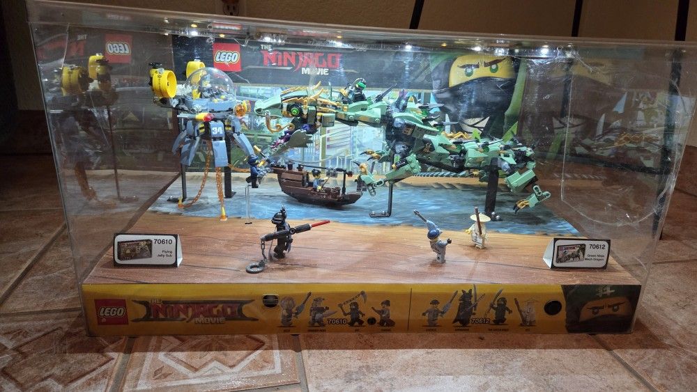 LEGO Ninjago Movie light up store display case
