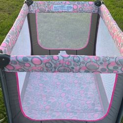 Kids Pink Playpen 28”X40” Inches And 28” Inches Like New!
