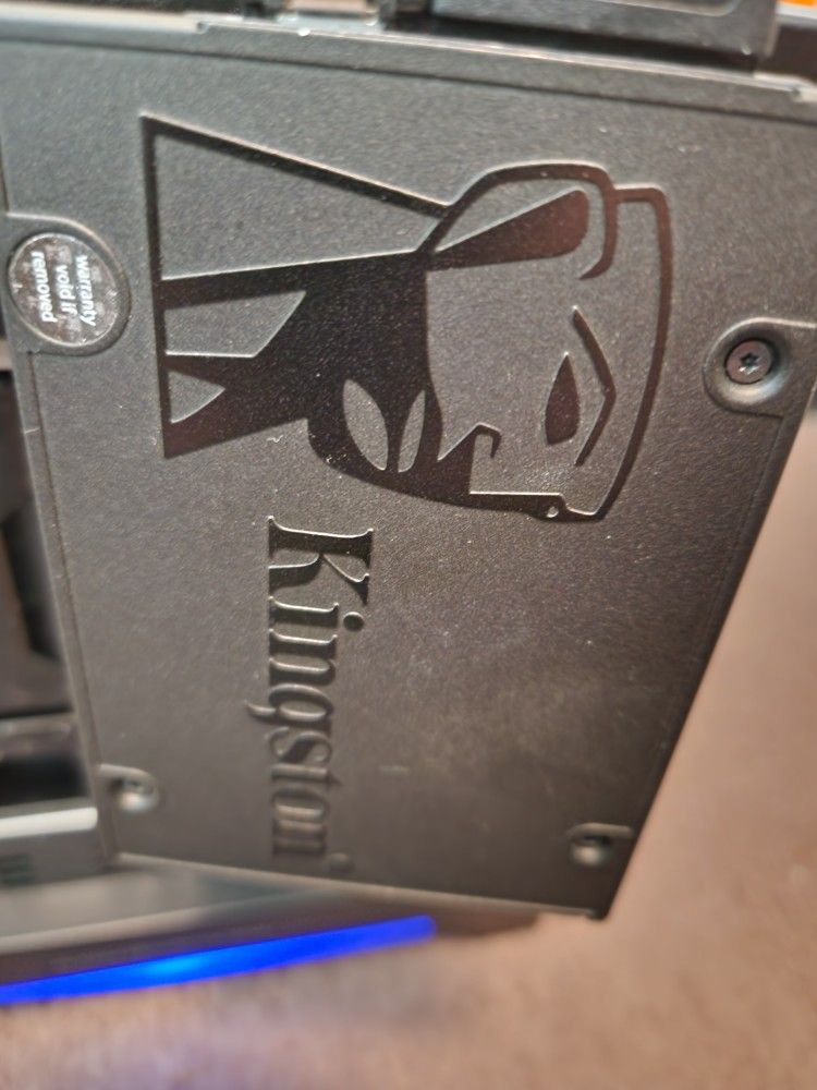 HP Proliant MicroServer Gen8,8GB RAM,16TB Storage 4TB Drive