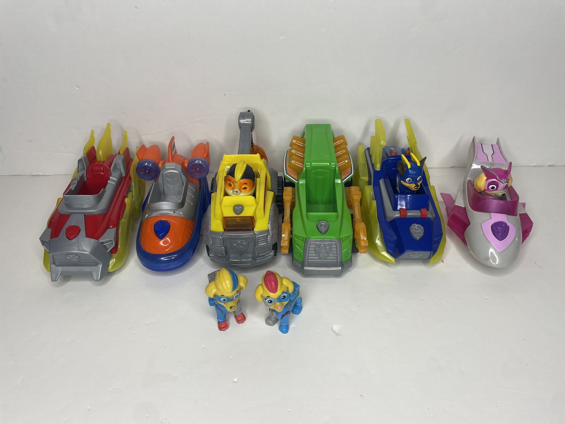 Paw Patrol Mighty Pup Bundle