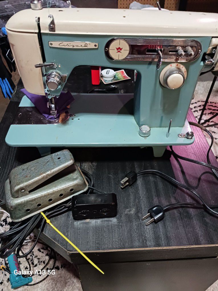 Wizard Antique Sewing Machine 