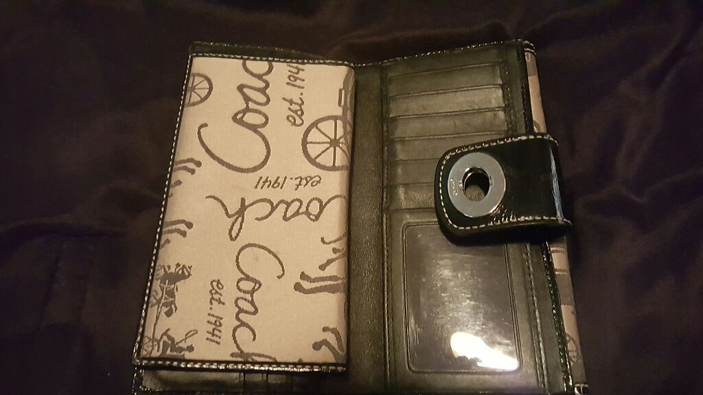 Coach wallet black and tan