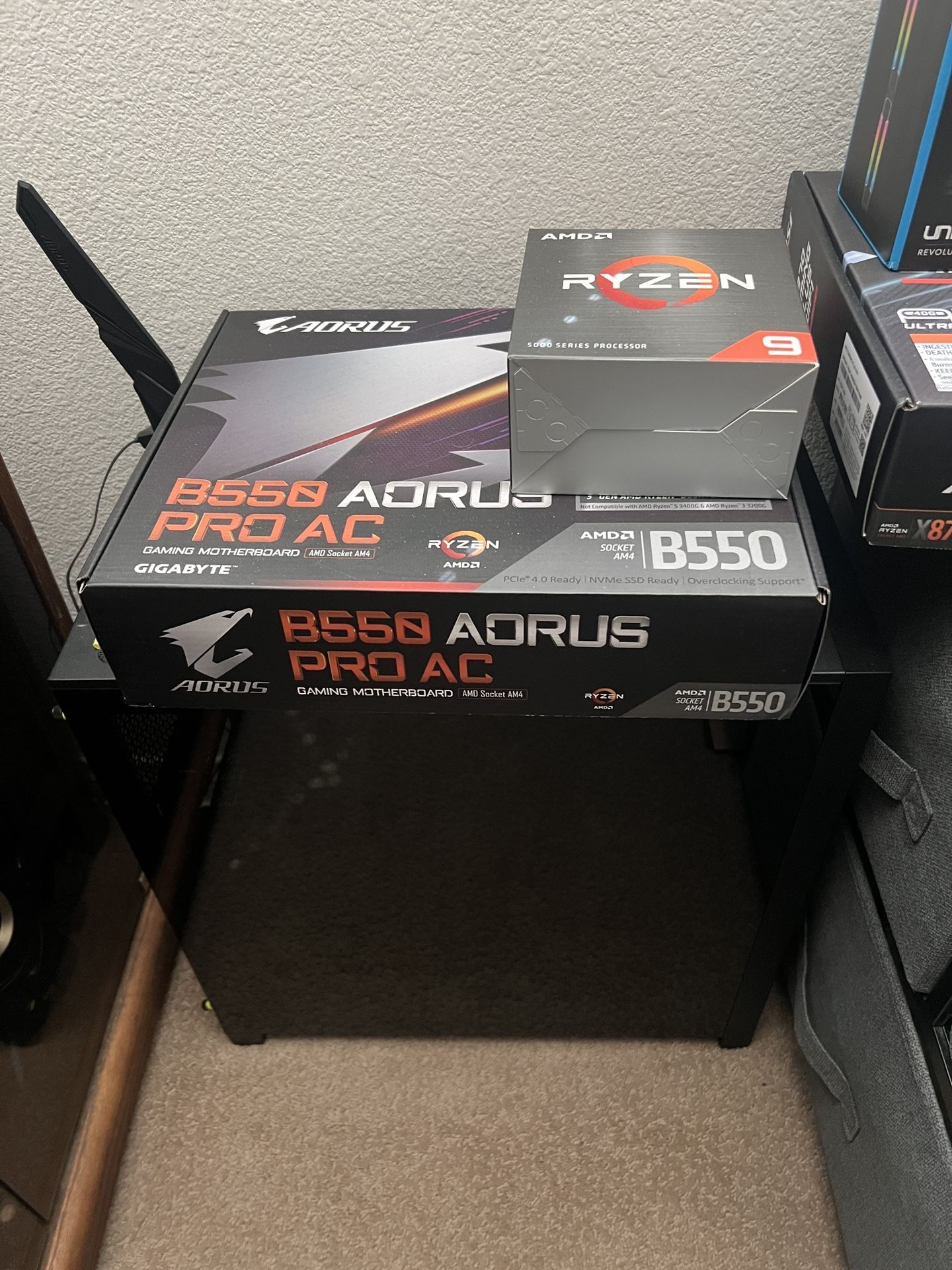 Corsair 4000x Pc Case Comes With Parts