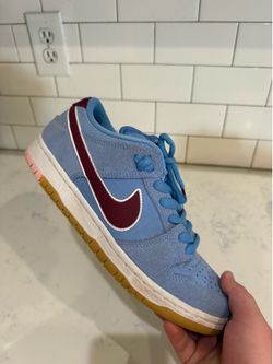 Philly dunks (size 7.5)
