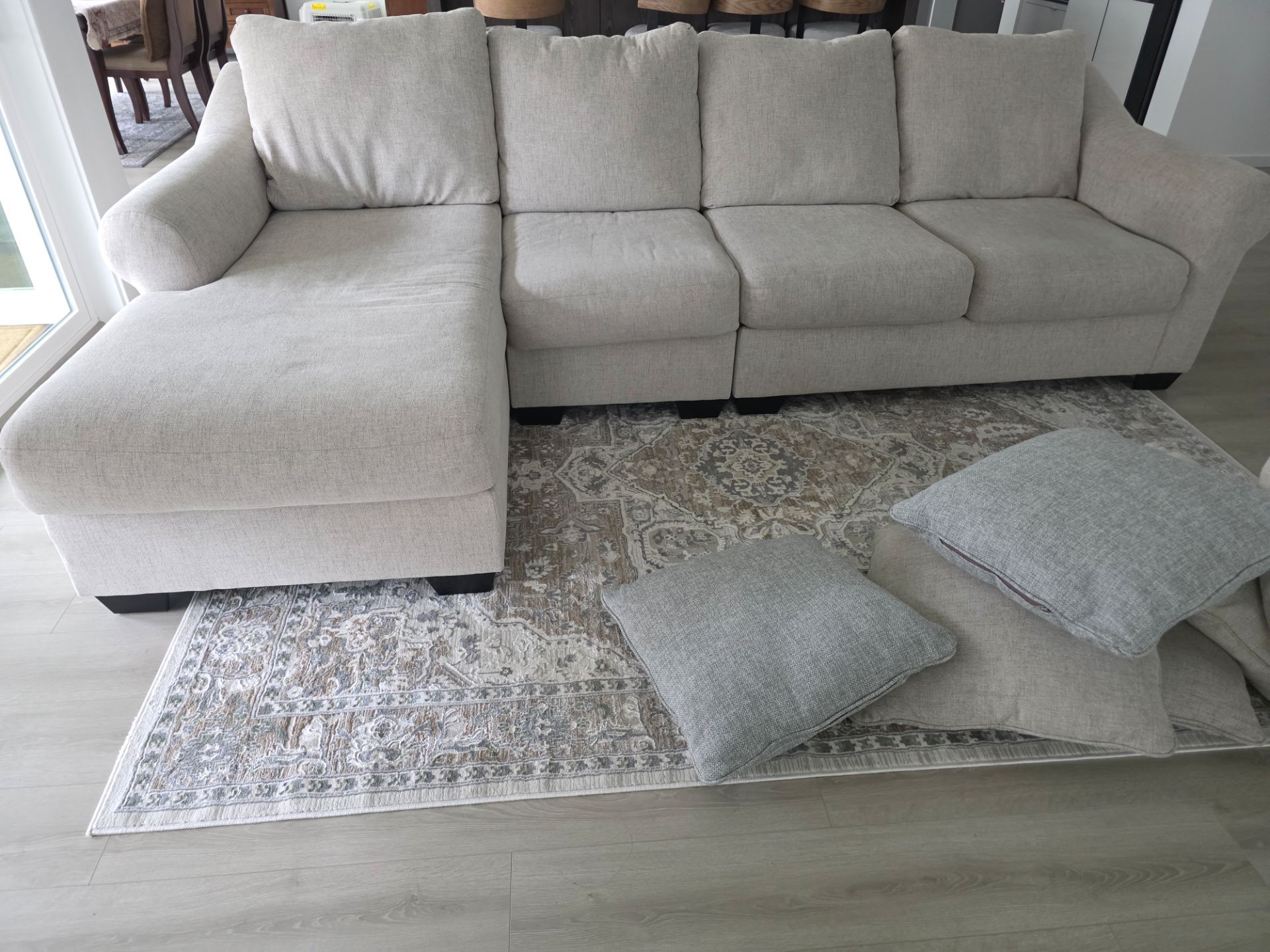Free delivery nearby of sectional for Sale in Seattle, WA - OfferUp