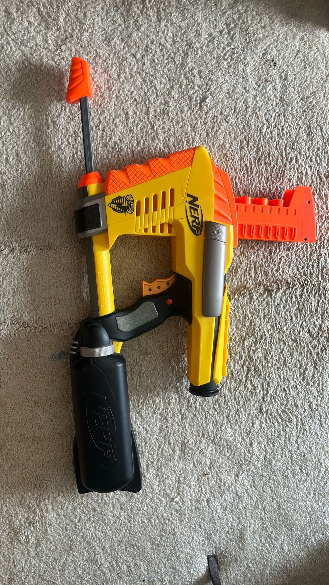 Nerf Magstrike