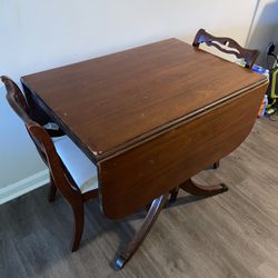Drop leaf dining table for small spaces