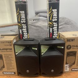 Jackie Thump With Speaker Stand 