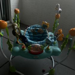 Finding Nemo Baby Bouncer