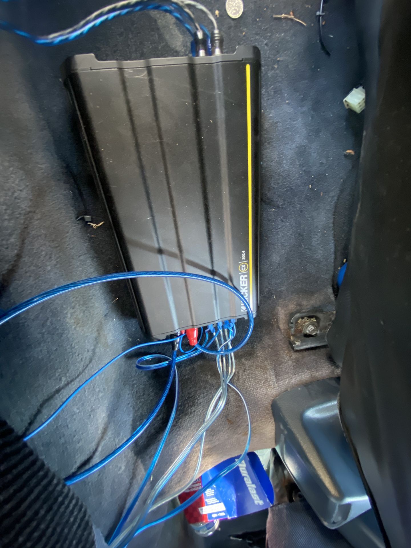 Kicker Amp 300.4 4channel, Pioneer Amp 4 Channel