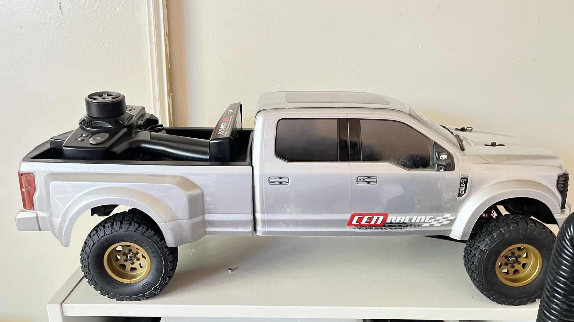Cen F450 Trade For Kayak Or Fishing Gear