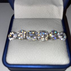 Lab Grown Diamonds VVS Moissanite Earrings