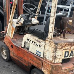 Forklift