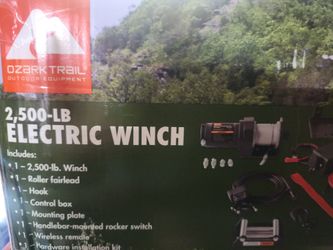 2,500 lb electric winch