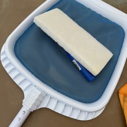 Pool skimmer and Brush