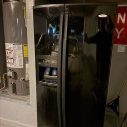 Whirlpool Black Fridge/Freezer