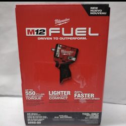 Milwaukee New 3/8” Stubby Impact Wrench 