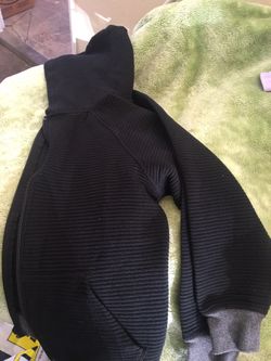 Boys 14/16 all black sweater