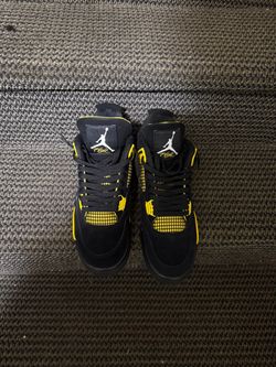 Air Jordan 4 yellow thunder men’s