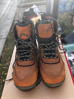 Women’s Red Wings Safety Boots- Size 6