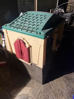 Plastic Outdoor kids playHouse