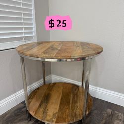 Side table/End Table