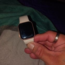 iPhone watch series 3 