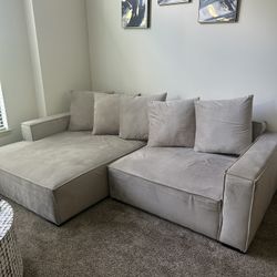 Comfy Sectional Couch 