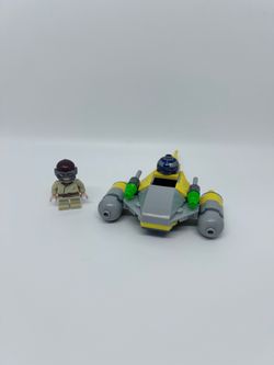 LEGO Star Wars: Naboo Starfighter™ Microfighter (75223)