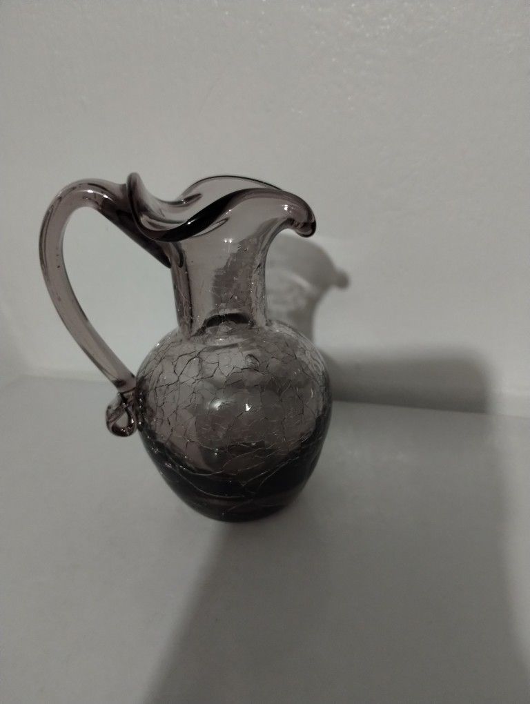 CRACKLE ART GLASS PITCHER 5"