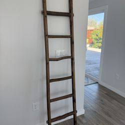 Rustic Ladder 