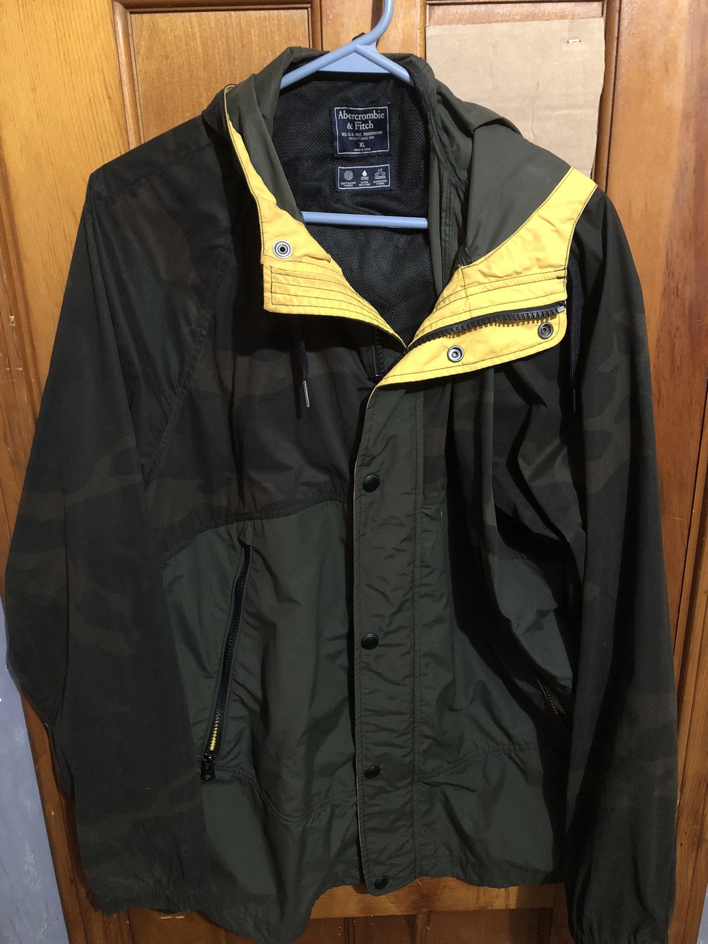 Abercrombie and Fitch, waterproof, rain coat 