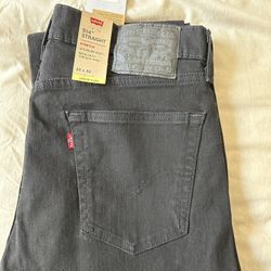 Levi’s Jean 514 Straight 